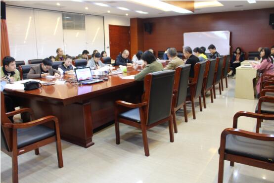 市古鎮(zhèn)公司黨總支組織開展“學(xué)習(xí)新條例，履行新使命”黨紀(jì)法規(guī)學(xué)習(xí)教育專題會議