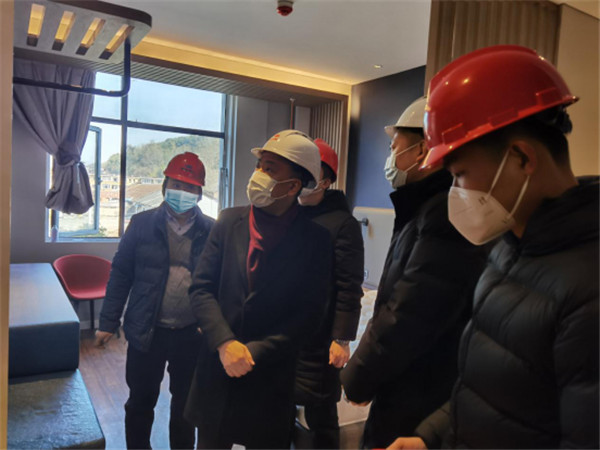 公司領(lǐng)導檢查指導古鎮(zhèn)天御裝配式精品酒店項目建設(shè)情況