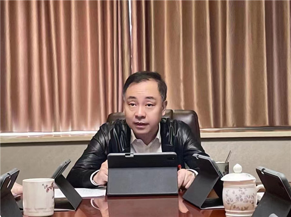 市古鎮(zhèn)投資公司黨總支召開(kāi)黨風(fēng)廉政建設(shè)專題會(huì)議